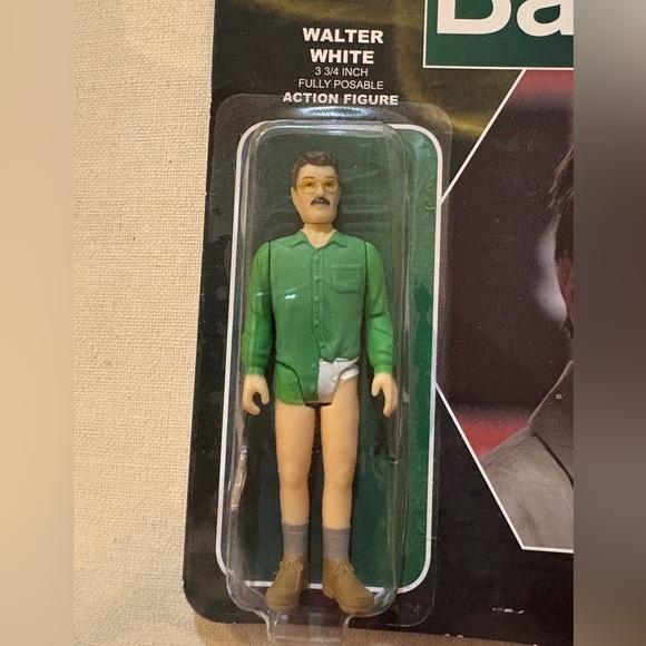 Breaking Bad Walter White (Underwear) 3 3/4 inch Action Figure. New in package. - Picture 2 of 3